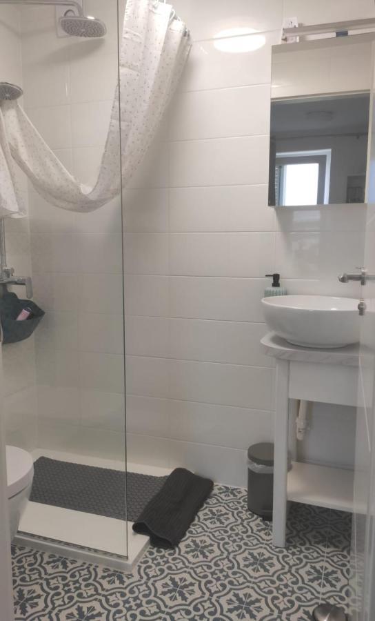 Apartmani Begic 1 I 2 Barbat na Rabu エクステリア 写真