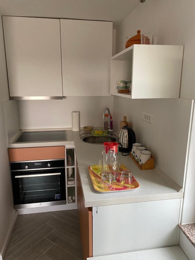 Apartmani Begic 1 I 2 Barbat na Rabu エクステリア 写真