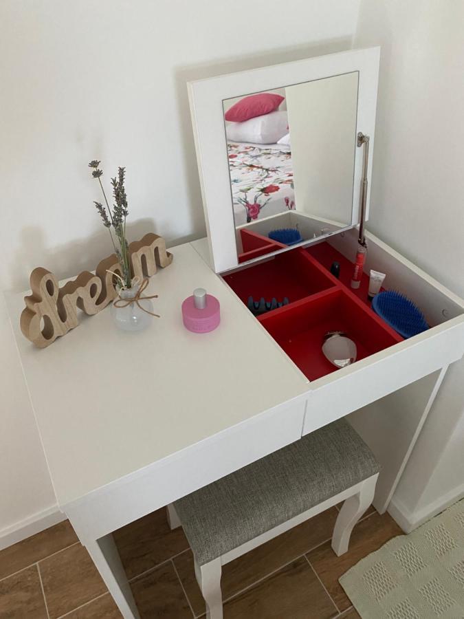 Apartmani Begic 1 I 2 Barbat na Rabu エクステリア 写真