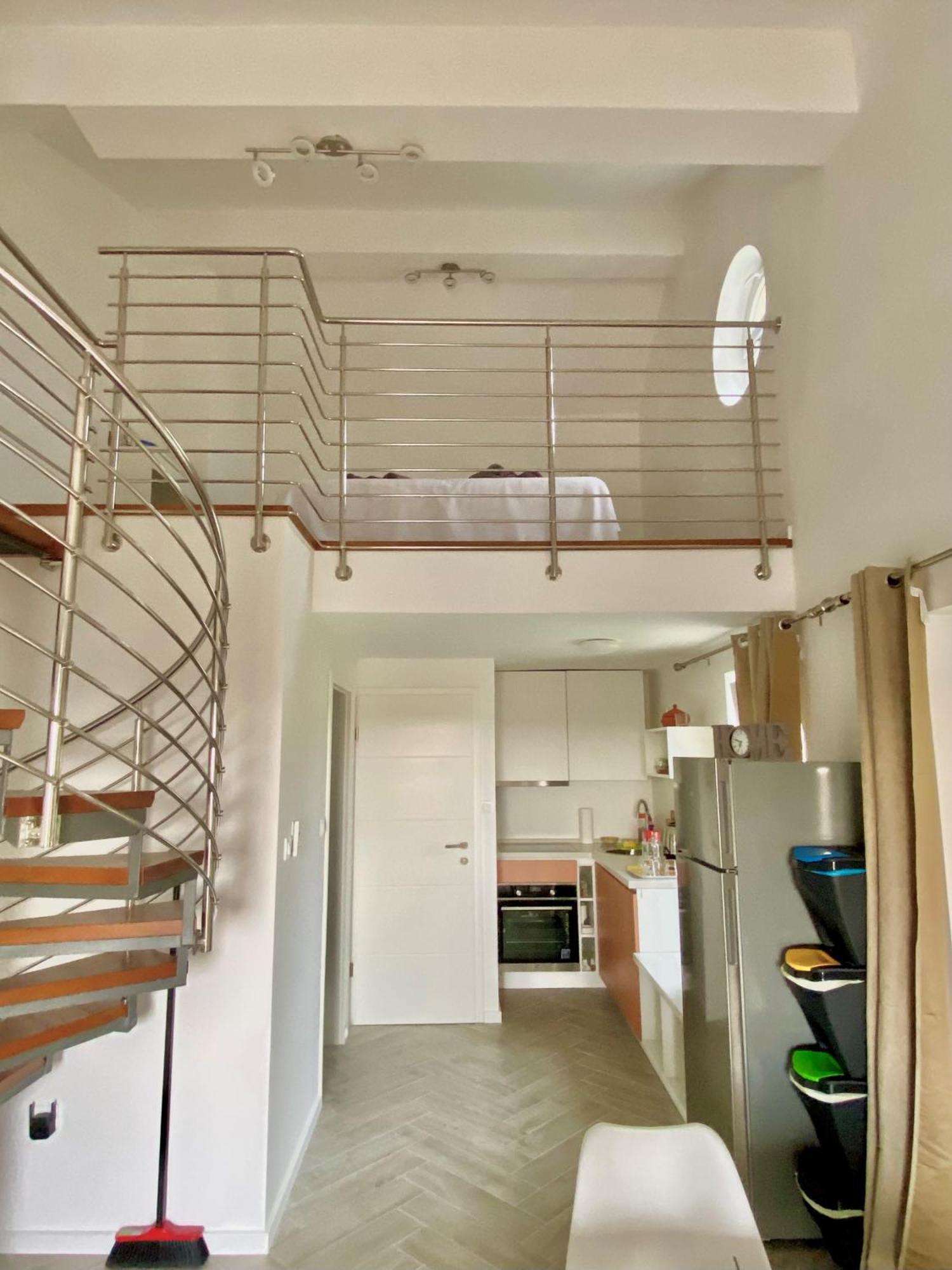 Apartmani Begic 1 I 2 Barbat na Rabu エクステリア 写真